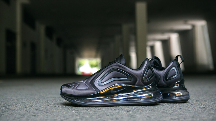 Nike Air Max 720 All Black Shoes - Click Image to Close